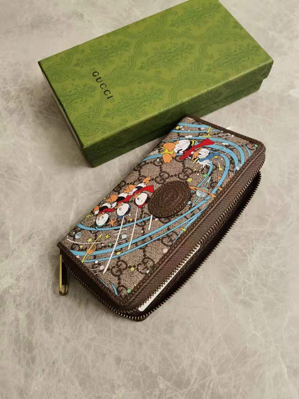 グッチ財布 レプリカ内部構造